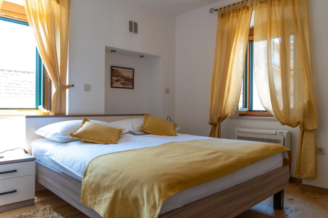 Apartments Linda Makarska Buitenkant foto