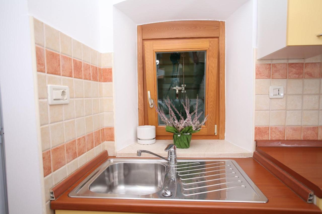 Apartments Linda Makarska Kamer foto